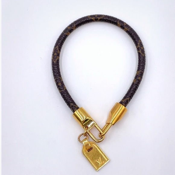 Louis Vuitton Jewelry - LOUIS VUITTON BRACELETE